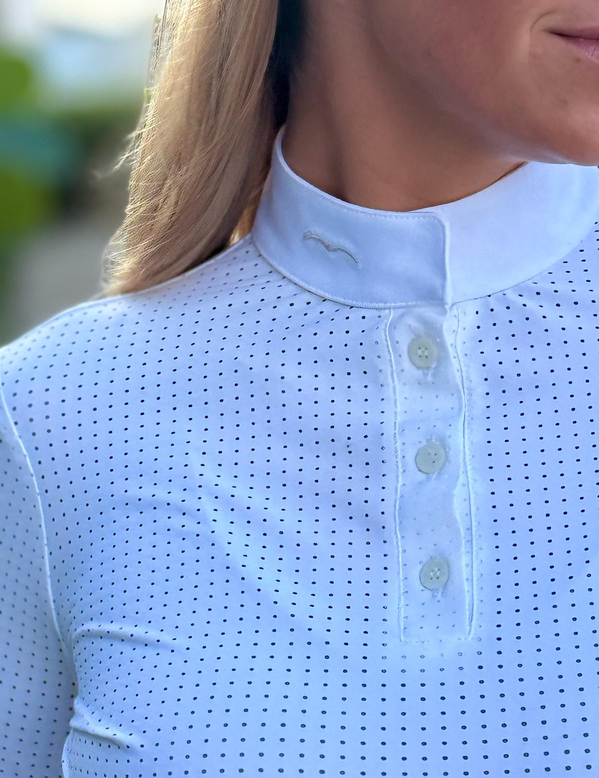 Animo_betite_shirt_in_white.jpg