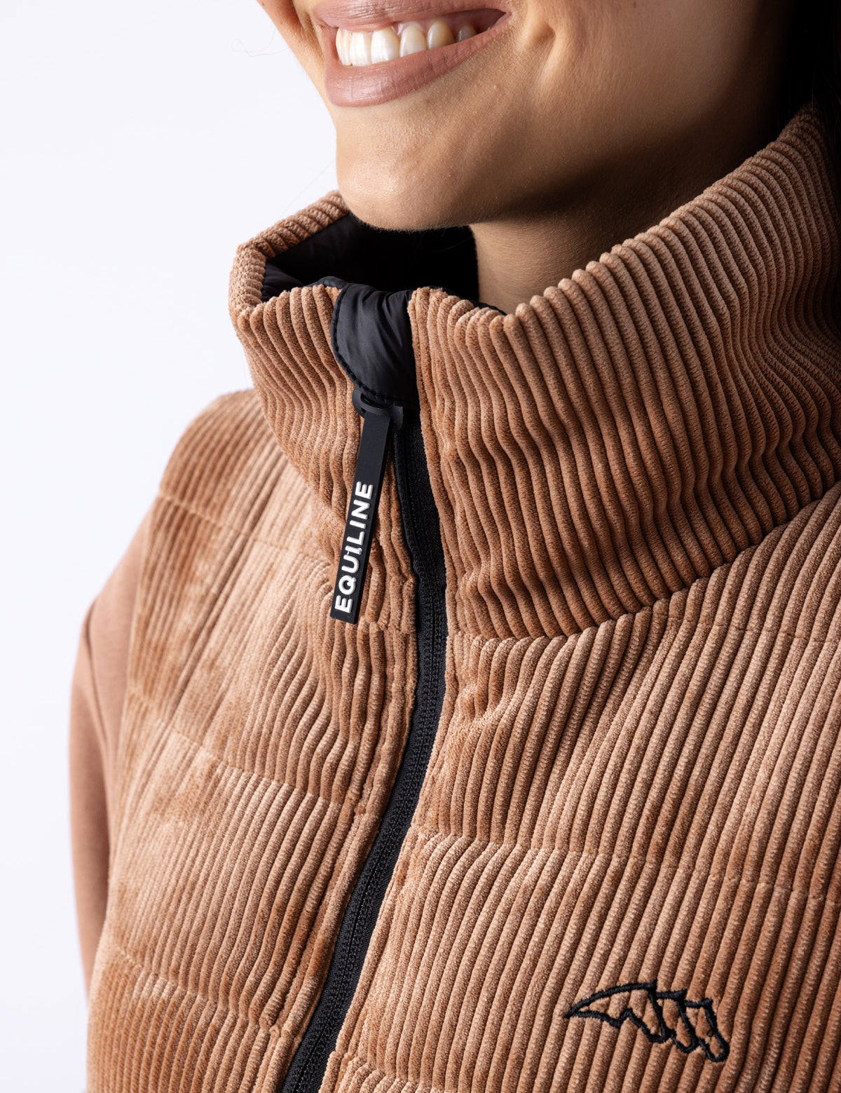 Eqsitequilinevest_1ac7fd26-c81d-4501-b5db-80e0fb5875bc.jpg