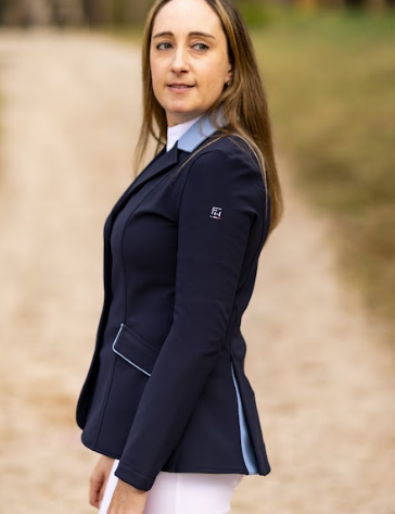 FH_cristina_lifestyle_side.png