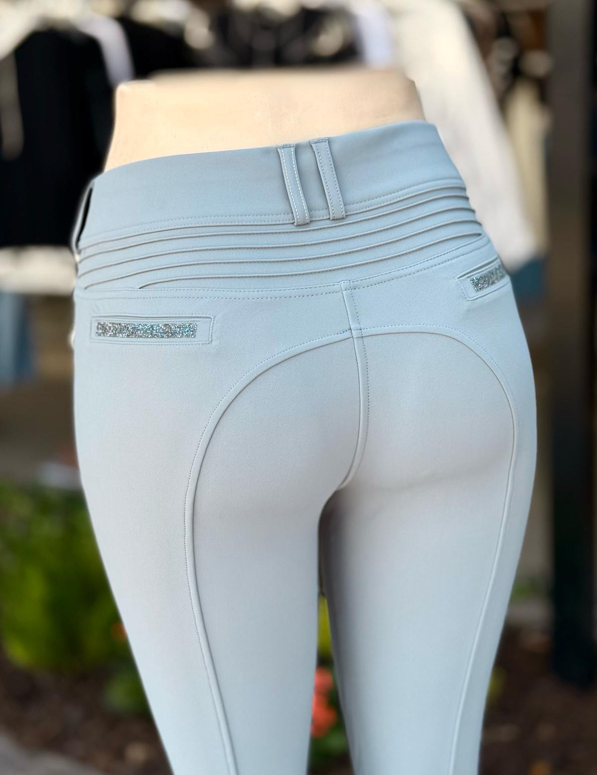 Samshield_Clara_premium_breeches_granite_back.jpg