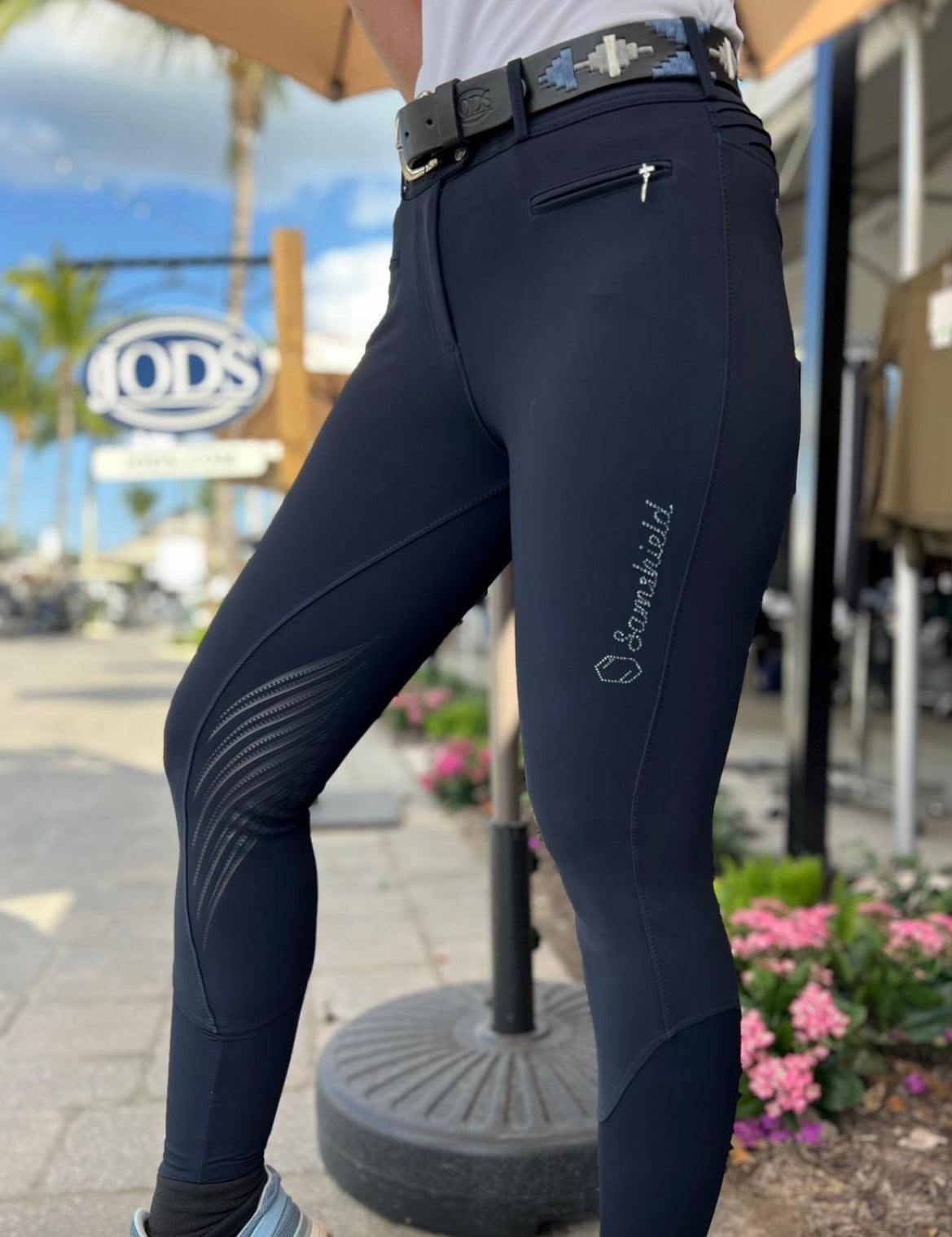 Samshield_clara_breeches_navy_2.jpg