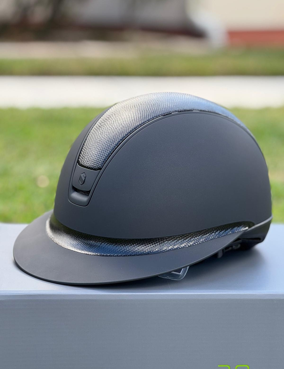 2.0 Miss Shield With Lizard Top Band Samshield Helmet