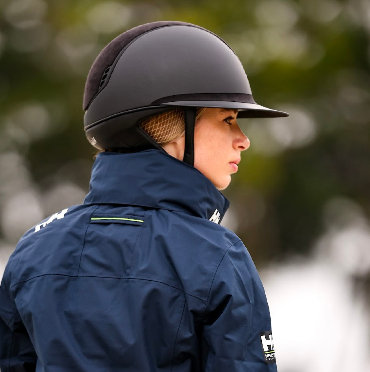 2.0 Miss Shield Shadowmatt with Alcantara Top and Band with 5 Crystals Samshield Helmet