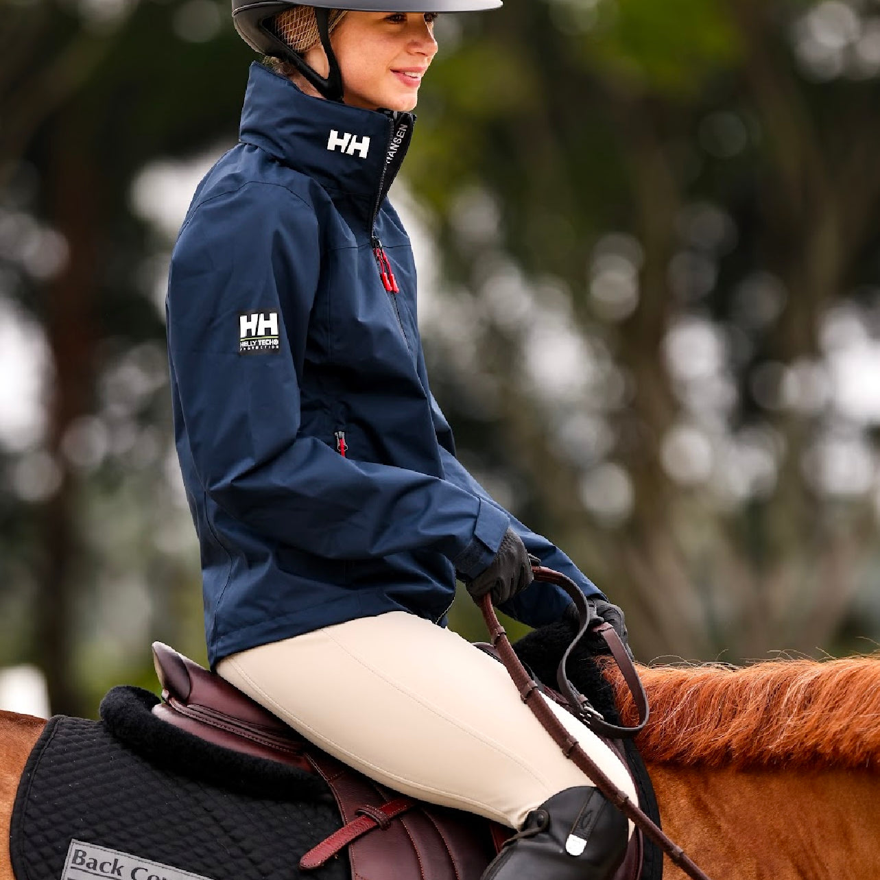 helly_hansen_crew_hooded_jacket.jpg