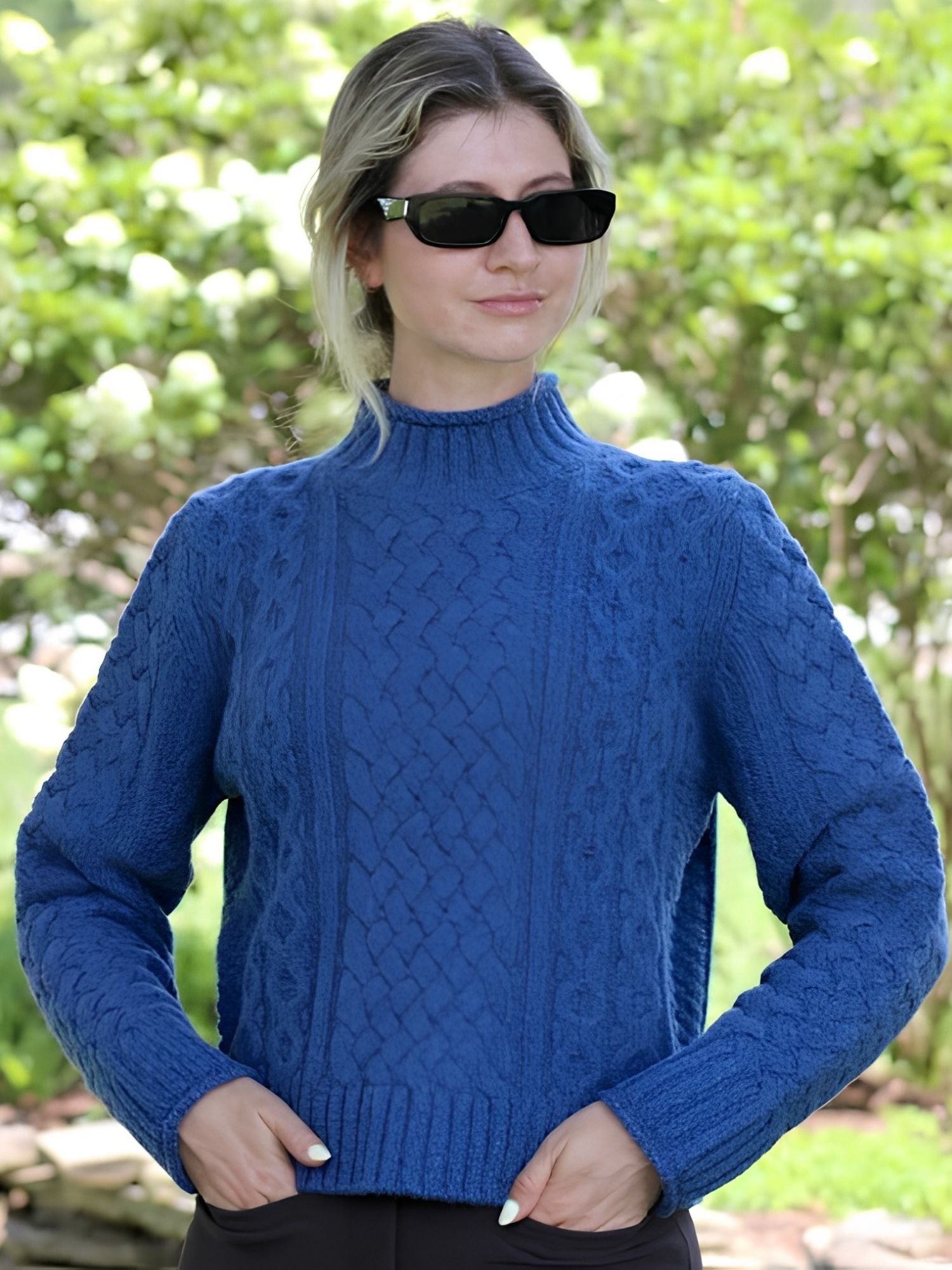 mobile_sweater2.jpg